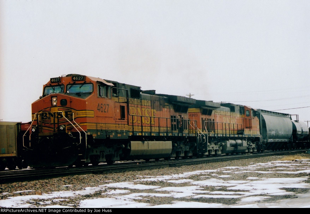 BNSF 4627 East